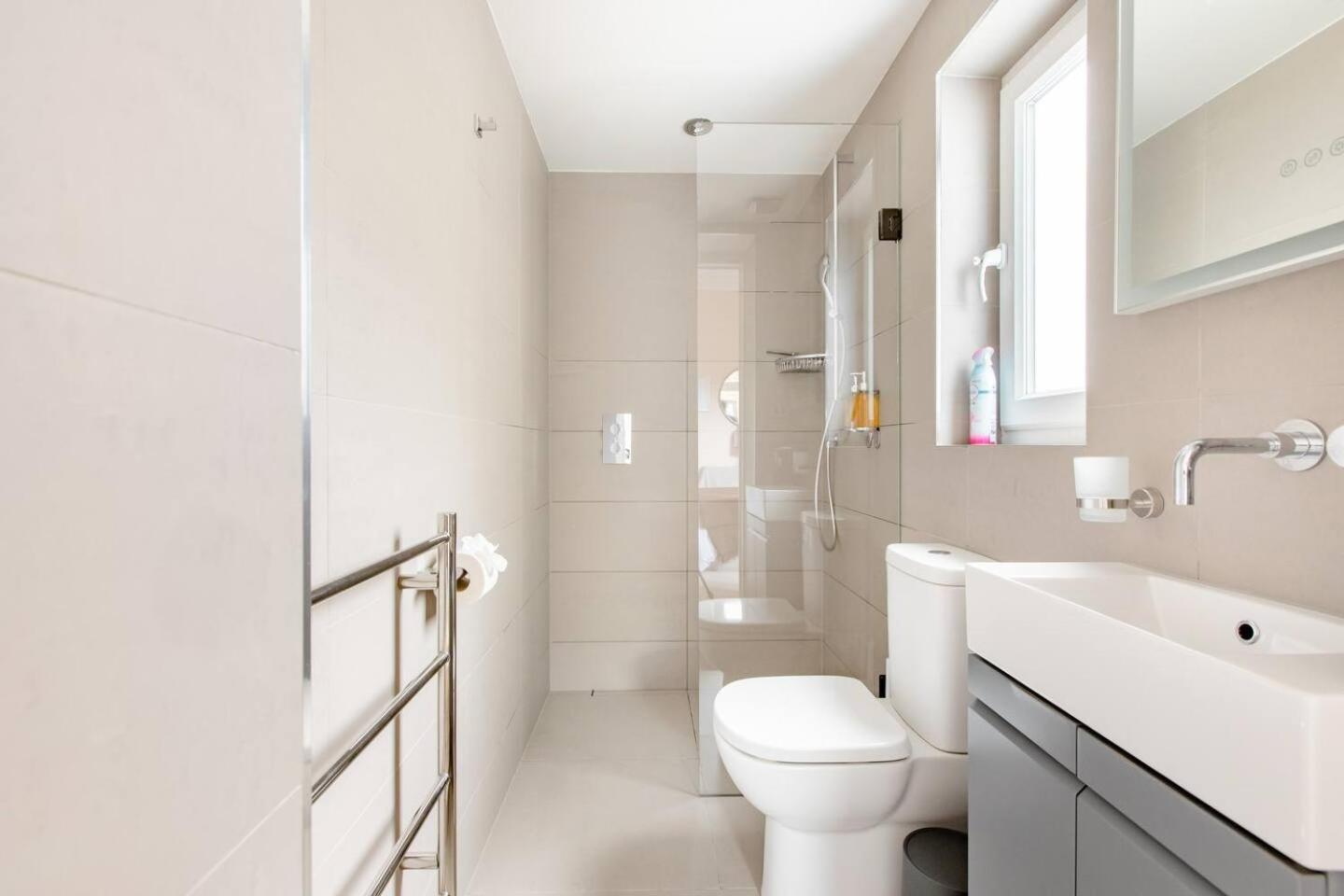 Clapham - Kingsize Bed - En-suite - Private Patio - Peaceful Space - HOMESTAY Londres Exterior foto